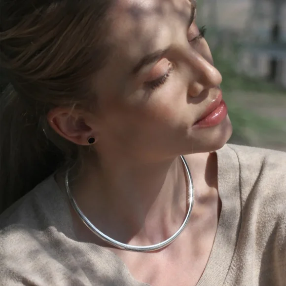 Vintage 1980s Sterling Silver 16" Omega Chain Necklace Made in Italy - Picture 5 of 7